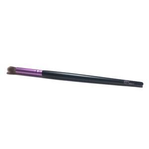 NEW! IBY Beauty Crease Eyeshadow Brush ~ Vegan